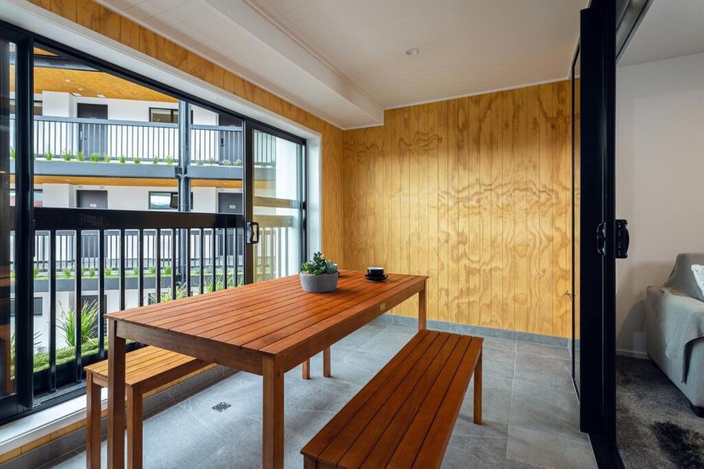 Stellar Central City Apartment - Hagley Park ไครสต์เชิร์ช ภายนอก รูปภาพ